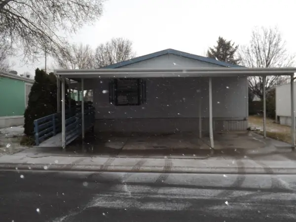 272 E Hidden View Dr #97, Sandy, UT 84070