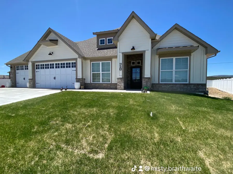 710 Pine St, Panguitch, UT 84759 - #2