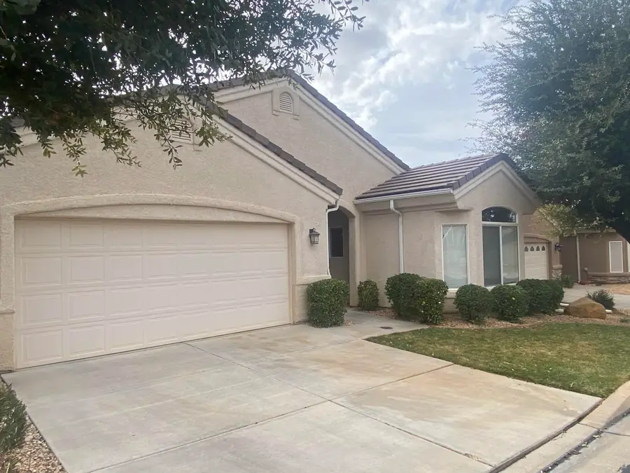 1915 W Wide River Dr, Saint George, UT 84790 - #2