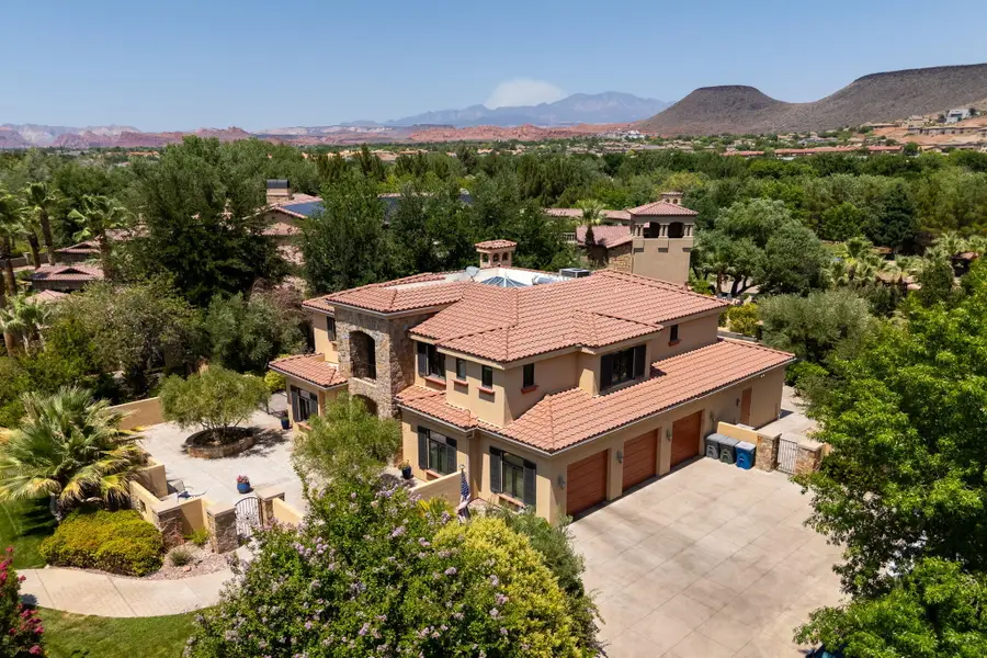 557 S Woodsview Cir, Saint George, UT 84770 - #3
