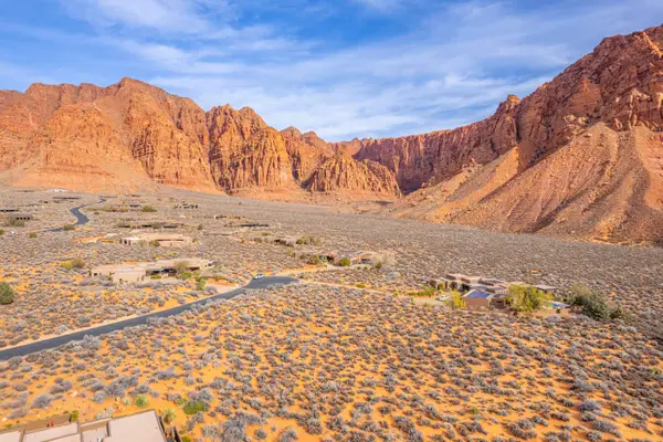 859 W Timpe Ct, Ivins, UT 84738