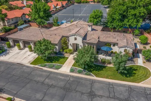 1555 W Woodsview Ln, St George, UT 84770