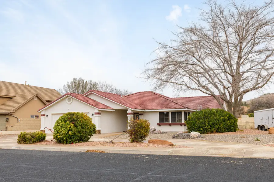 1919 S Point Dr, Saint George, UT 84790 - #3