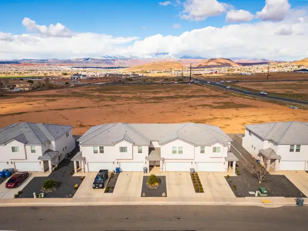 519 E Steeplechase Rd, Washington, UT 84780