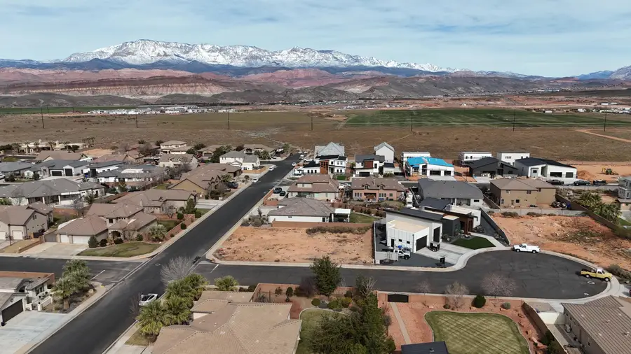 3998 W 2530 S Cir, Hurricane, UT 84737 - #3