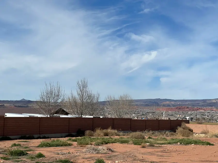 362 W 3650 S, Washington, UT 84780 - #2