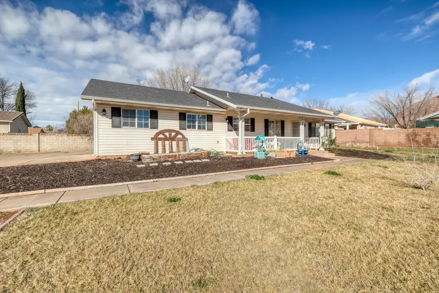 223 E 800 S, Ivins, UT 84738 - #2