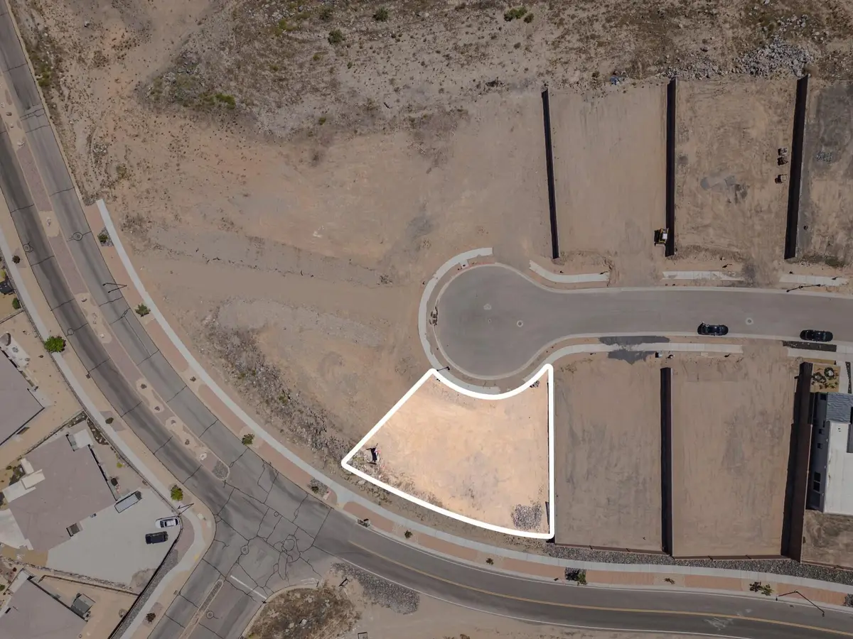 574 S 1800 W, Hurricane, UT 84737 - #1