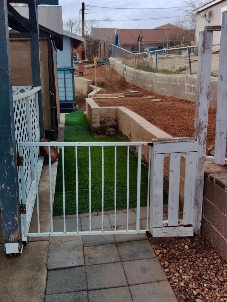 185 N 2750 E, Saint George, UT 84790 - #2