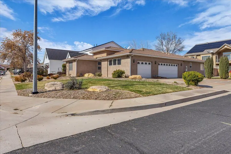 2313 E 700 N, Saint George, UT 84790 - #2