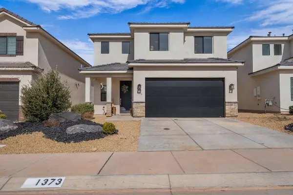 1373 E White Hollow Ln, St George, UT 84790