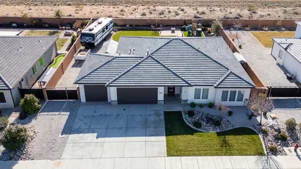 1932 Honeycomb Dr, St George, UT 84790