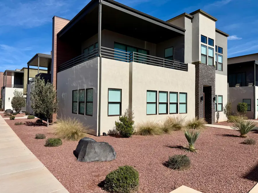 3080 S Bloomington Dr #J19, Saint George, UT 84790 - #2