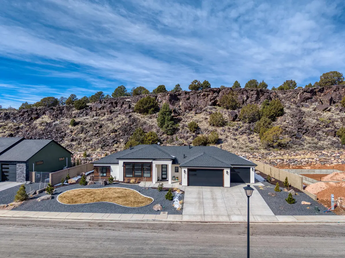 2274 S Canyon Cir, Cedar City, UT 84720 - #1