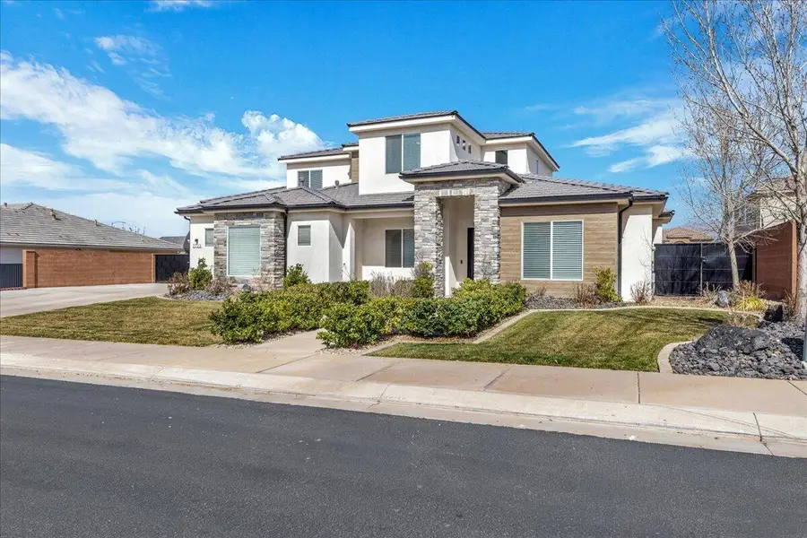 2723 E Briarwood Dr, Saint George, UT 84790 - #2