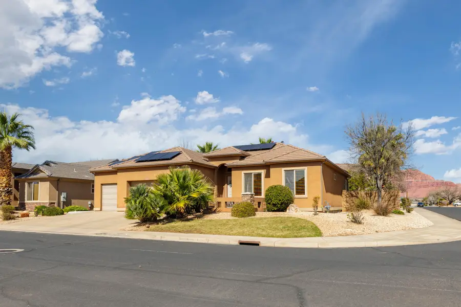 3902 London Ln, Santa Clara, UT 84765 - #3