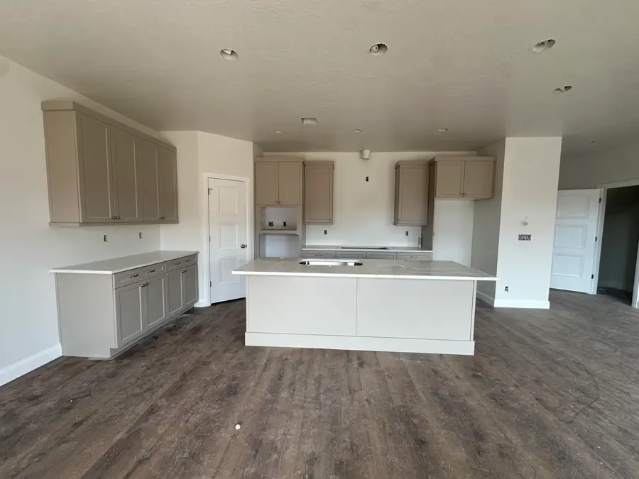 980 E Coyote Crest Dr, Washington, UT 84780 - #2