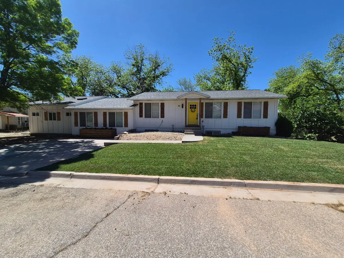 175 N 160, Hurricane, UT 84737 - #1
