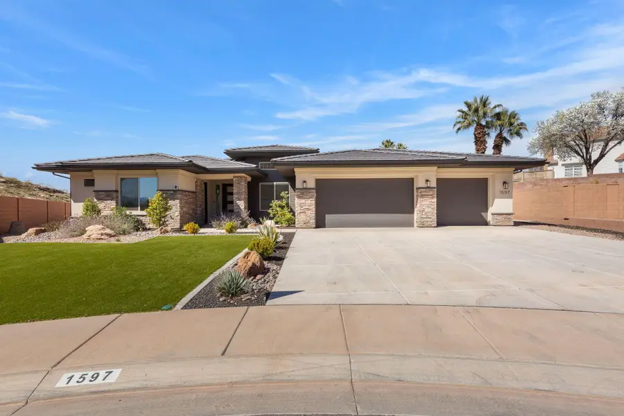 1597 E Dihedral Dr, Saint George, UT 84790 - #2