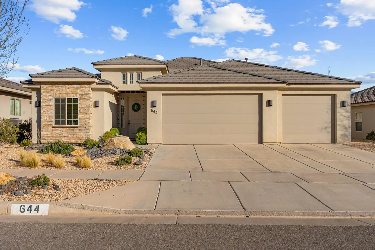 644 N Sage Crest Dr, Washington, UT 84780 - #1