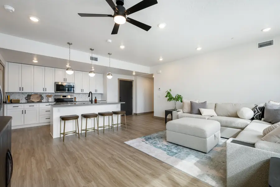 224 N Chaparral Dr #M201, Hurricane, UT 84737 - #3