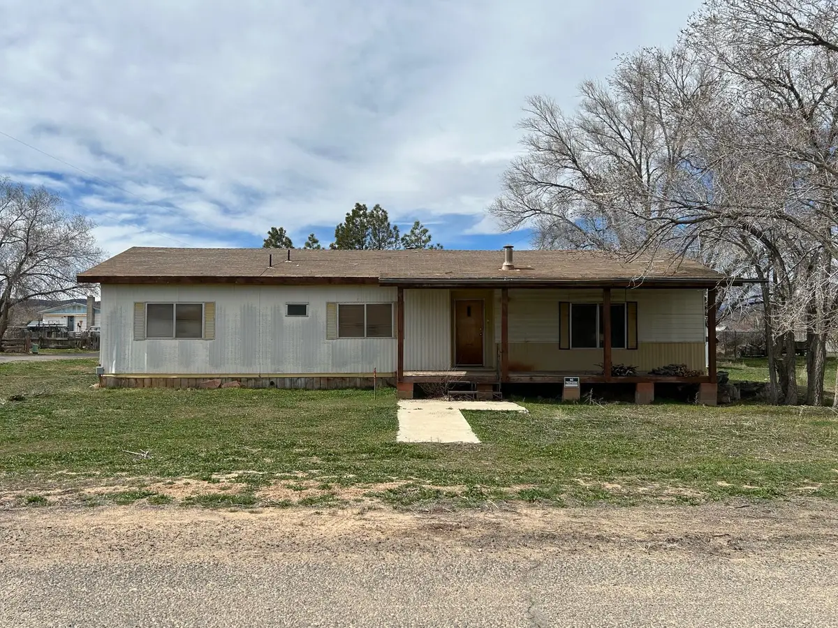 15 N 450 E, Escalante, UT 84726 - #1