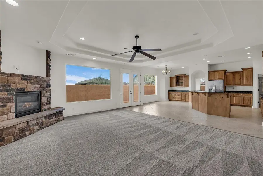 691 Rainier Dr, Saint George, UT 84770 - #2