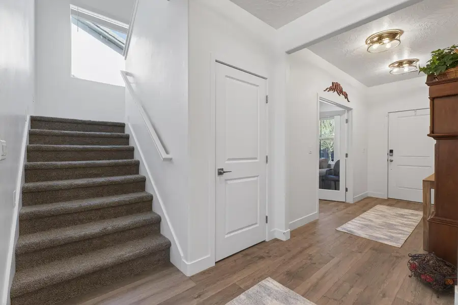 1542 E Star Spgs Dr, Washington, UT 84780 - #2