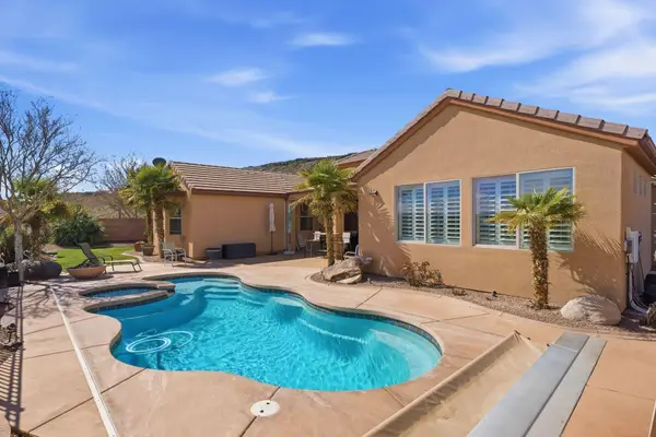 1672 N Ranch View Dr, Washington, UT 84780