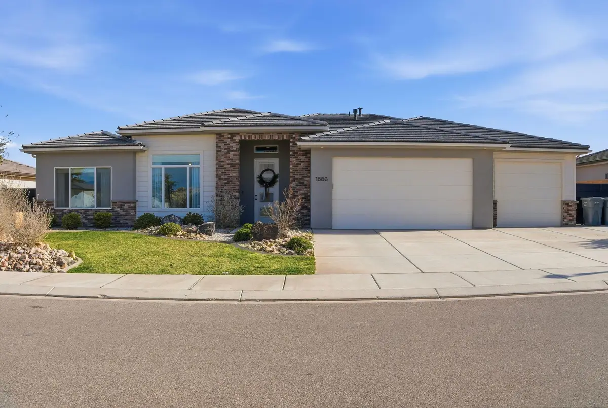 1886 Honeycomb Dr, Saint George, UT 84790 - #1