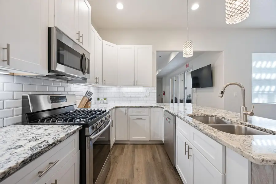 4281 W Canterbury Rd, Hurricane, UT 84737 - #2