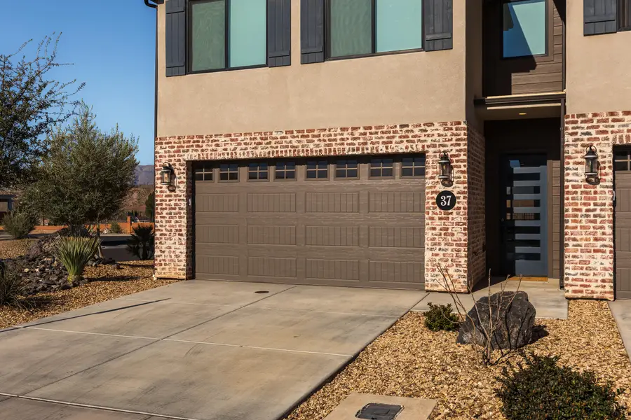 2420 Sage Dr #37, Santa Clara, UT 84765 - #3