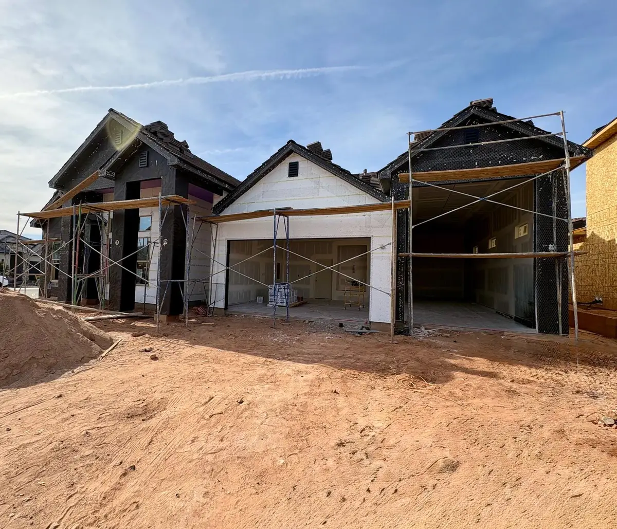 730 Taylor Creek Dr, Washington, UT 84780 - #1