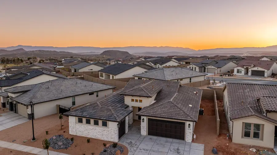 1579 N Horizon Parkway #124, Washington, UT 84780 - #3