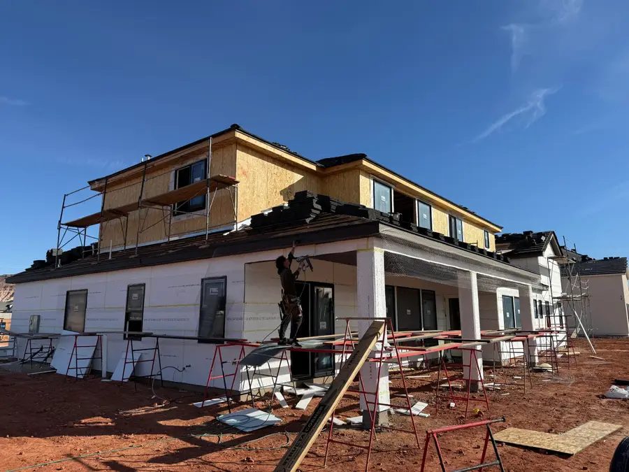 3166 S 465 E, Washington, UT 84780 - #2