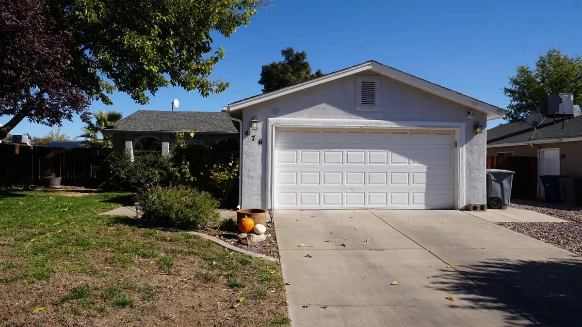 476 N 2360 E, Saint George, UT 84790 - #1