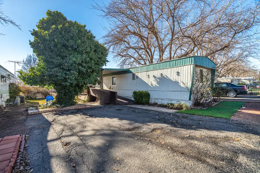 200 E 400 #5, Washington, UT 84780 - #3