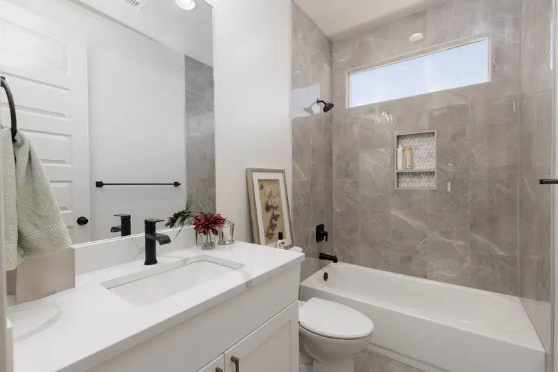 2141 W 320 S, Hurricane, UT 84737 - #3