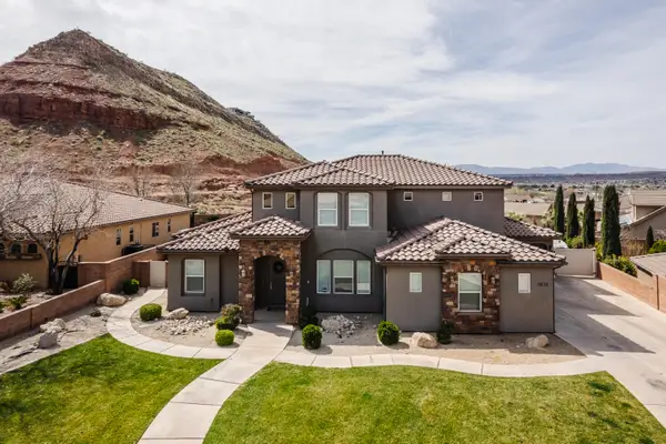 2038 S Great Basin Dr, Washington, UT 84780