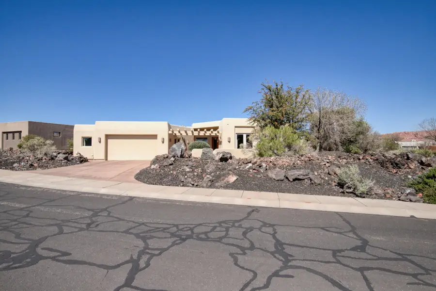 19 Boulder Cir, Santa Clara, UT 84765 - #3