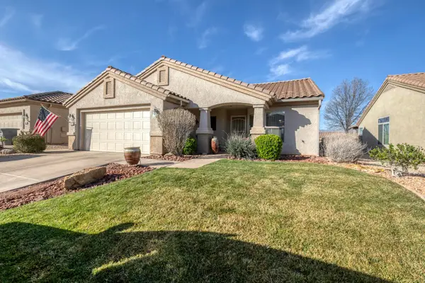 4392 S Kiva Hill Dr, St George, UT 84790