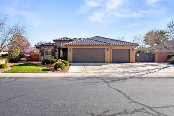 328 E Desert Gardens Ln, Ivins, UT 84738
