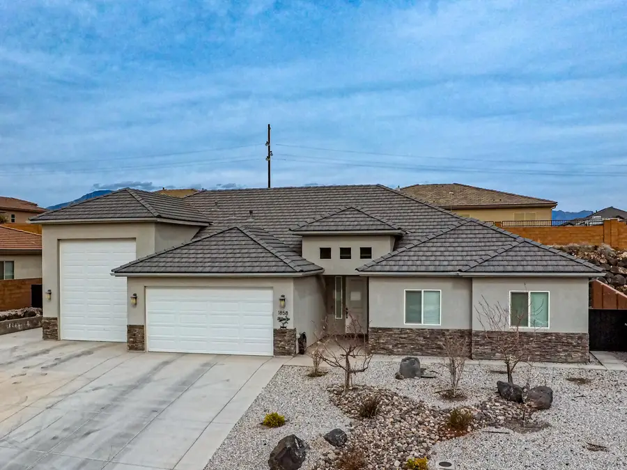 1858 W 180, Hurricane, UT 84737 - #3
