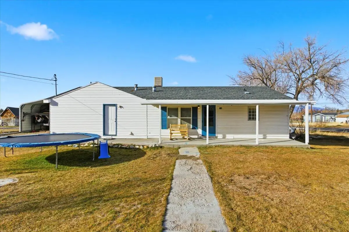 718 S 200 W, Mount Pleasant, UT 84647 - #1