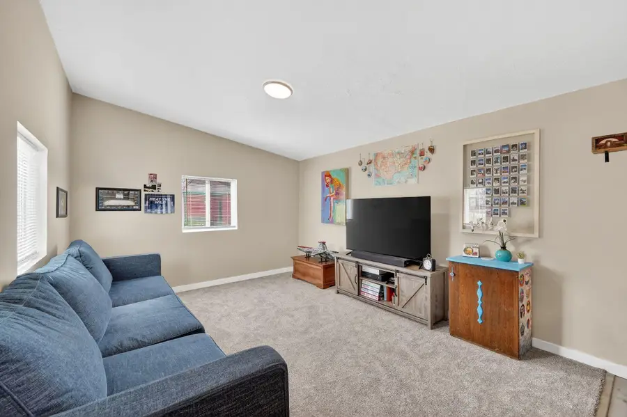 636 W 4th Ave, Midvale, UT 84047 - #2