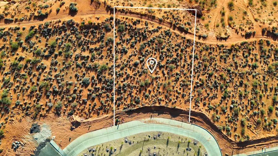 1592 N La Corra Ln, Washington, UT 84780 - #2