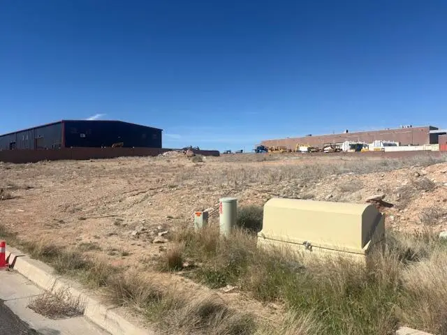 425 Commerce St, Hurricane, UT 84737 - #3