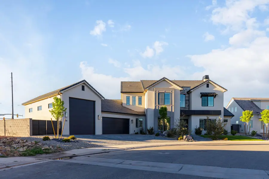 619 E Royal Ridge Dr, Washington, UT 84780 - #2