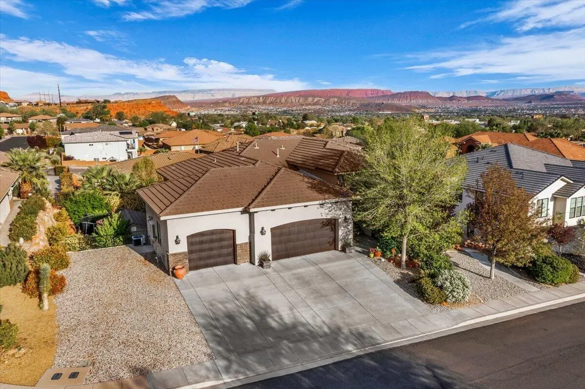 1052 N 1830 E Cir, Saint George, UT 84770 - #1