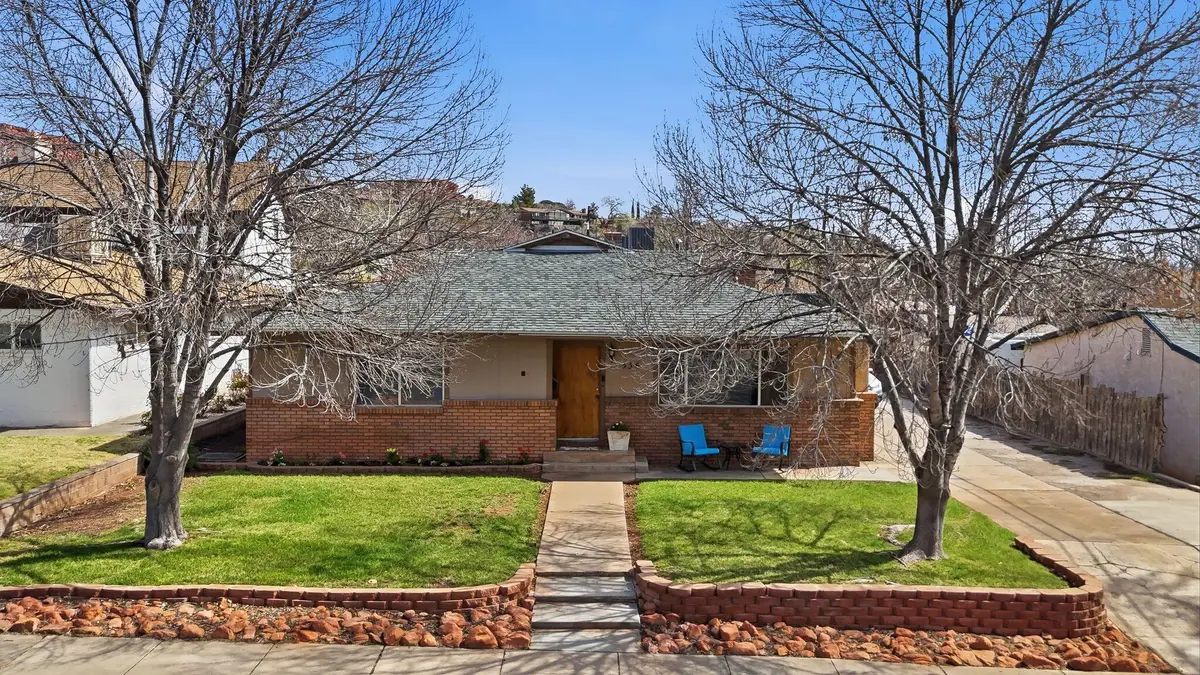 356 N 300 W, Saint George, UT 84770 - #1